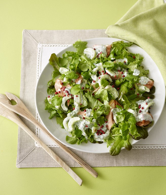 Savukala-vesikrassisalaatti Ruustinnan salaatti