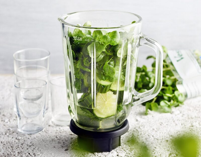 Vesikrassi-kurkkusmoothie